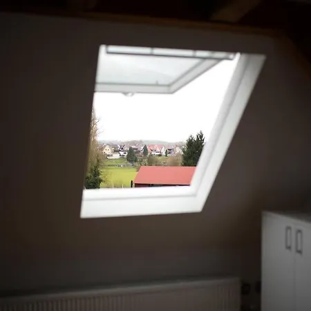 1 Dg Mit Klimaanlage Und Kleinen Balkon Appartement *